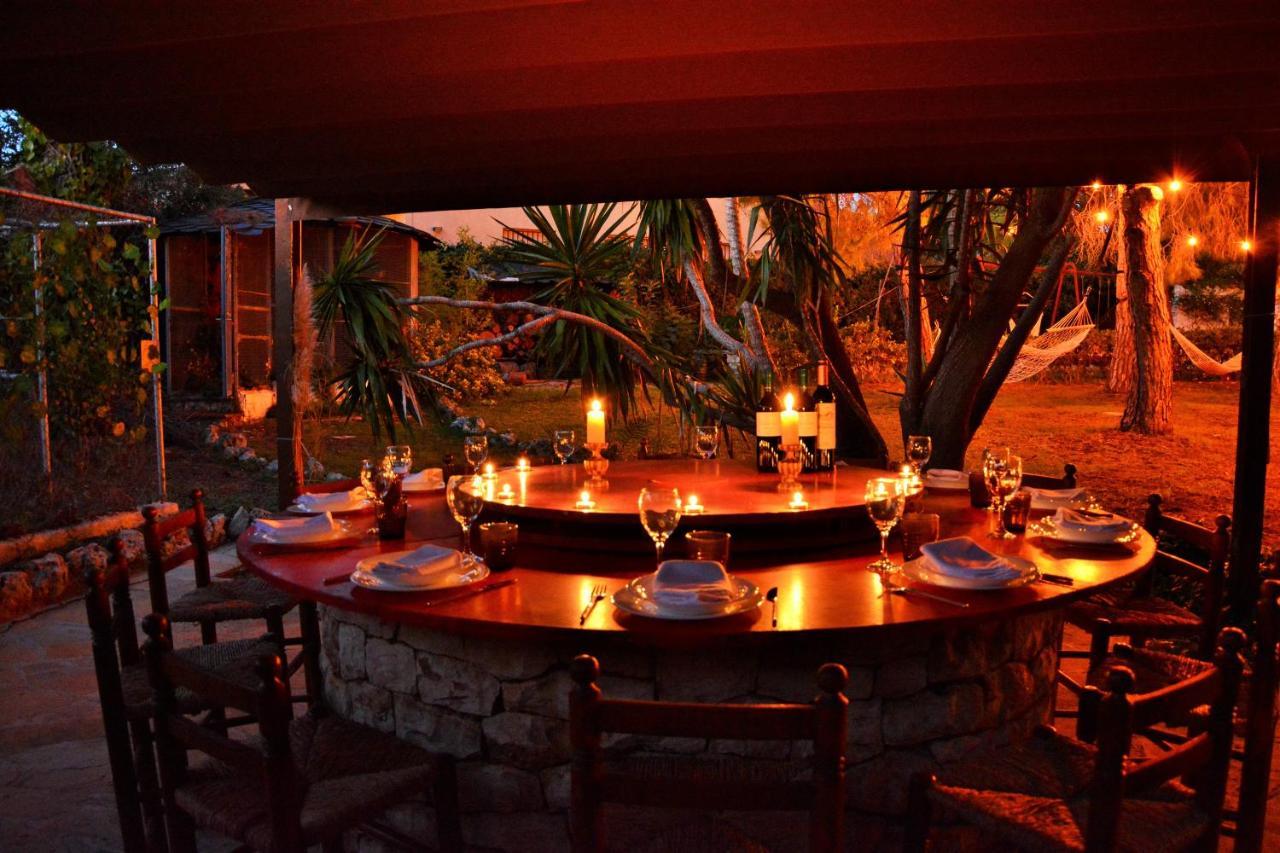 Villa Sitges El Ranch Amaizing Outdoor Areas Beaches At 5 Minutes Walk Sitges At 15 Min Drive Ac Pool Jacuzzi & Garden Xxl Калафел Екстериор снимка