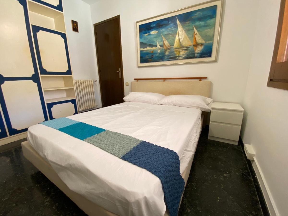 Villa Sitges El Ranch Amaizing Outdoor Areas Beaches At 5 Minutes Walk Sitges At 15 Min Drive Ac Pool Jacuzzi & Garden Xxl Калафел Екстериор снимка