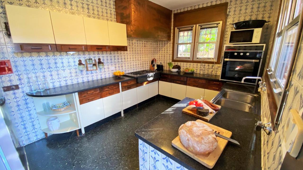 Villa Sitges El Ranch Amaizing Outdoor Areas Beaches At 5 Minutes Walk Sitges At 15 Min Drive Ac Pool Jacuzzi & Garden Xxl Калафел Екстериор снимка