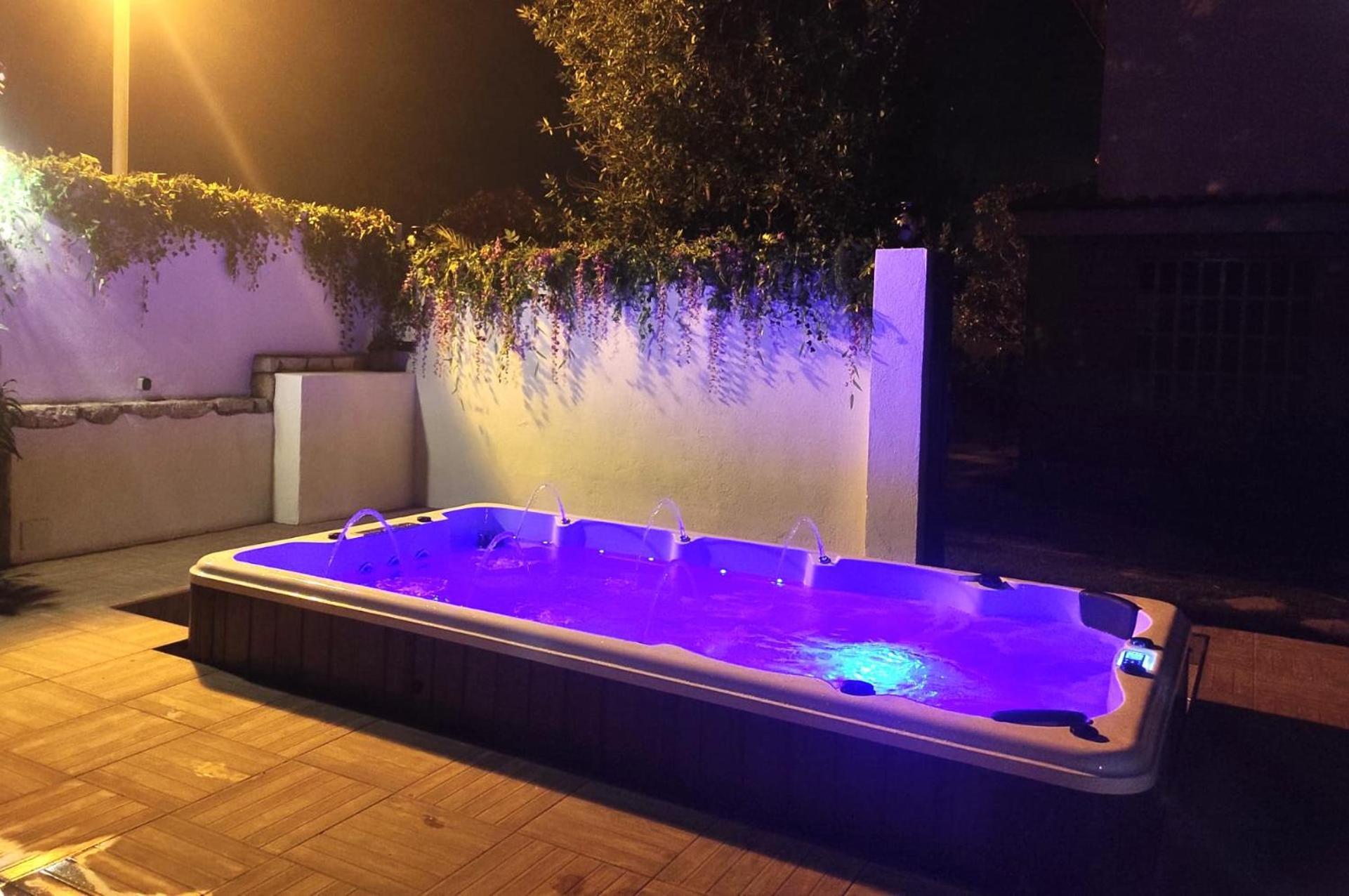 Villa Sitges El Ranch Amaizing Outdoor Areas Beaches At 5 Minutes Walk Sitges At 15 Min Drive Ac Pool Jacuzzi & Garden Xxl Калафел Екстериор снимка